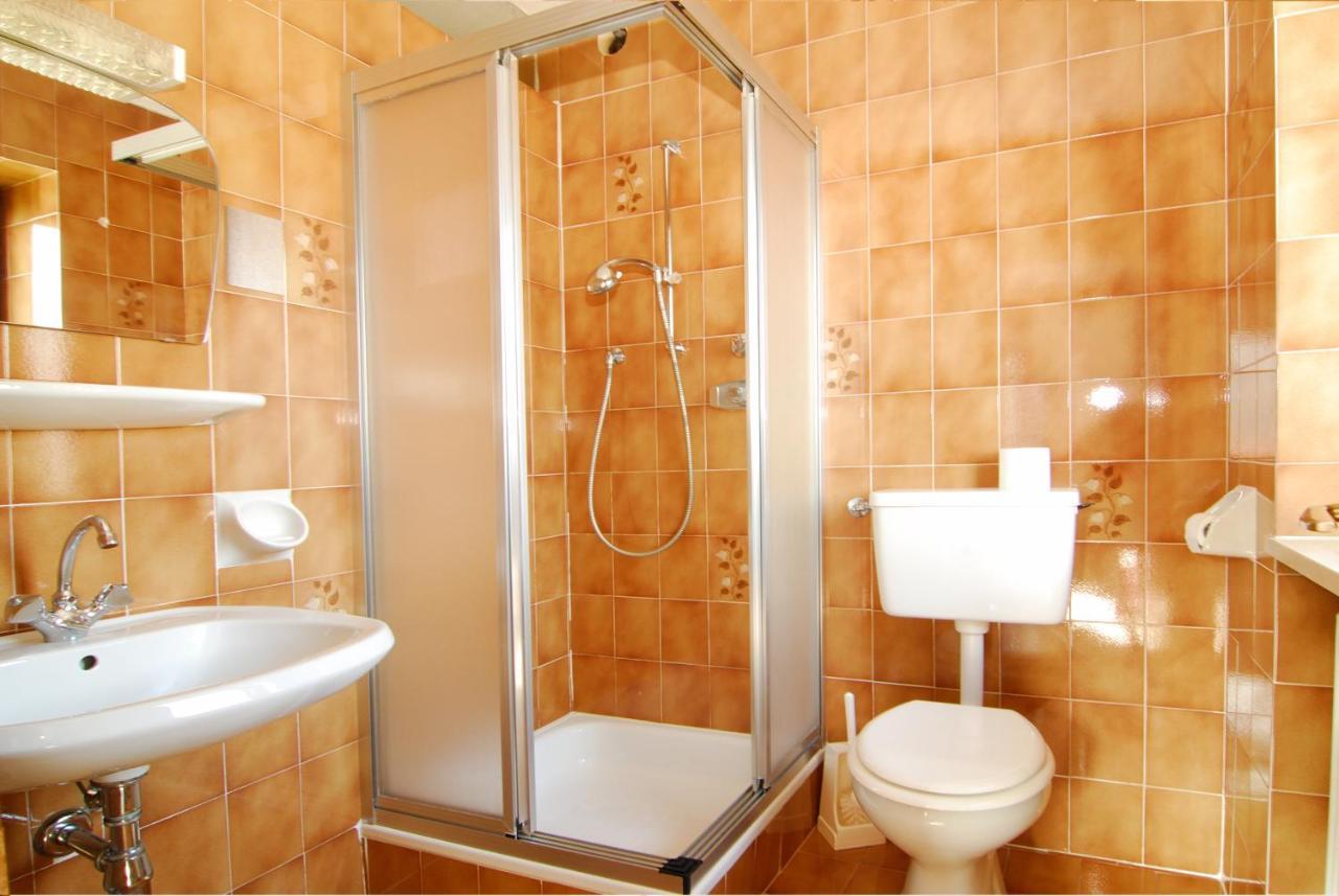 לינה וארוחת בוקר ברסאנונה Wegscheiderhof מראה חיצוני תמונה